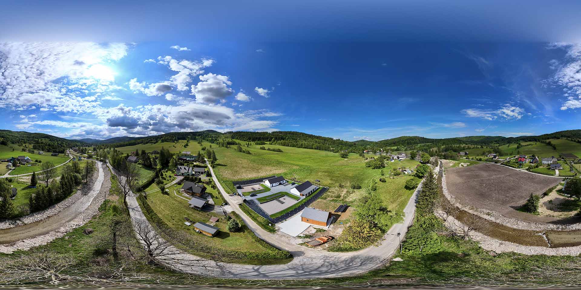Kliknij, aby załadować panoramę 360°